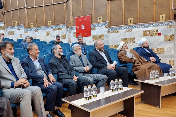 همایش اجرایی‌سازی سند منشور اقامه نماز در استان البرز