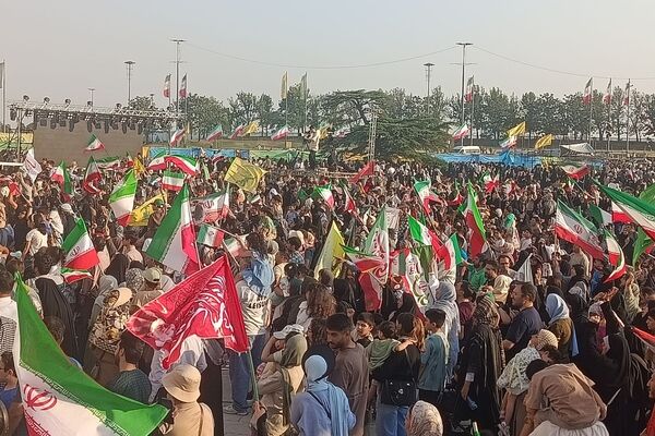غدیر در قلب پایتخت؛ میدان آزادی میزبان خیل عظیم عاشقان ولایت