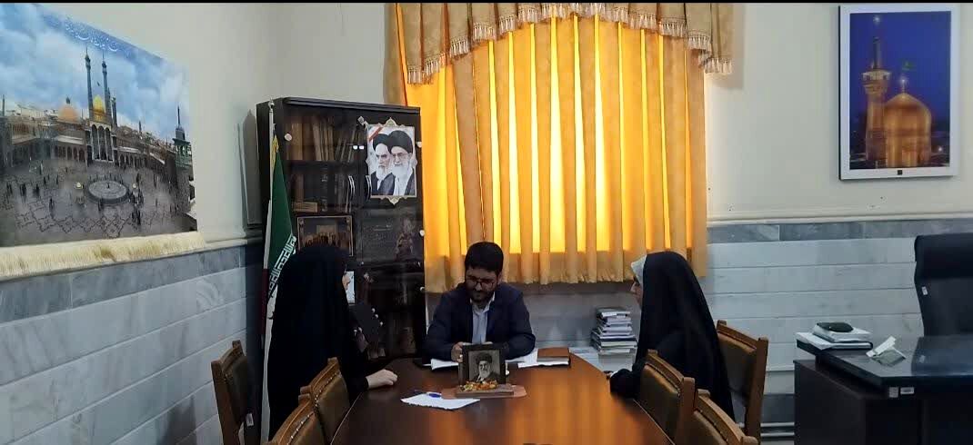 مطالعه تاریخ معاصر گام مهمی در حرکت آگاهانه نوجوانان به سوی آینده است