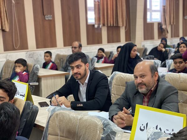 جشنواره فرهنگی هنری سرود بسیج دانش‌آموزی شهرستان مه ولات