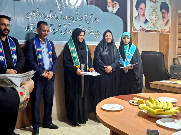 مراسم تجلیل از خبرنگاران پانای حاجی آباد