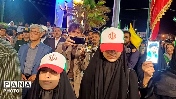حضور پرصلابت مردم کوهدشت در اجتماع شبانه جلوه‌ای از همبستگی و بصیرت