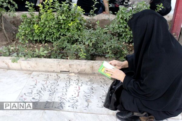 هم‌نوایی خانواده‌های شهدا با کاروان اسرای کربلا