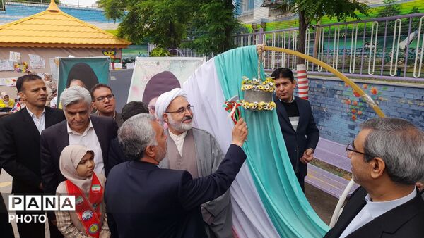 زنگ سپاس معلم در خراسان رضوی نواخته شد
