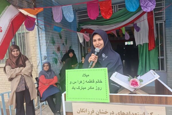 مدارس شهرستان قدس زیر چادر بانوی دو عالم در جشن ولادت حضرت زهرا(س)