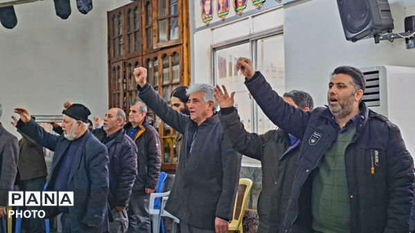 حضور حماسی مردم کومله در بیعت با رهبر معظم انقلاب 