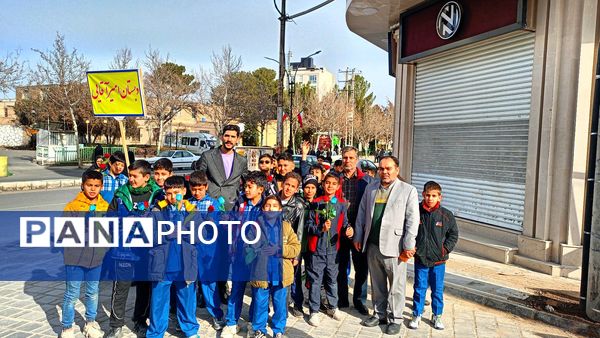 جشن ورود امام به میهن در کاشمر