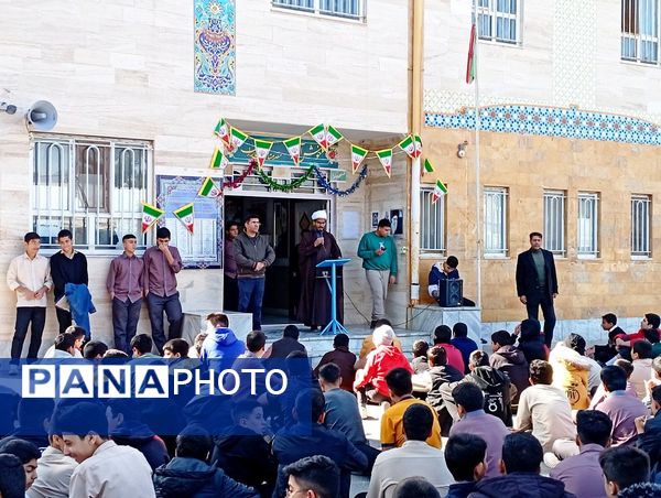 مراسم میلاد حضرت ابوالفضل(ع) در دبیرستان میثاق