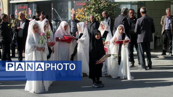 قدم‌های آسمانی بر خاک گرمدره و مارکده