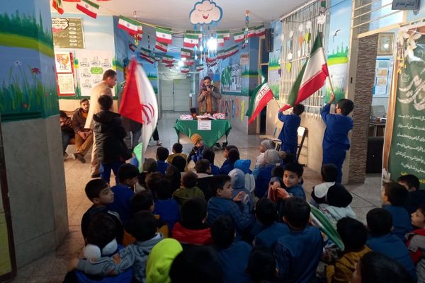  مراسم ولادت امیرالمومنین در دبستان هدایت ۲ شهرری