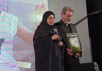 نام شهید دانش آموز ماکان نصیری در مراسم شهدای میناب طنین‌انداز شد