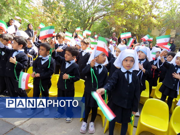 جشن غنچه‌ها در شهرستان بجنورد