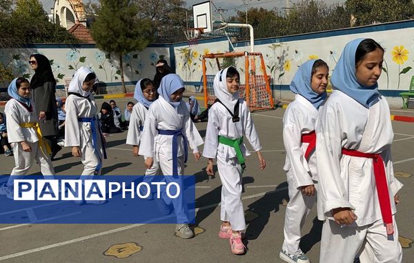 طرح امیدستان و المپیاد ورزشی درون مدرسه‌ای در دبستان آرمینه مصلی نژاد ناحیه 6 