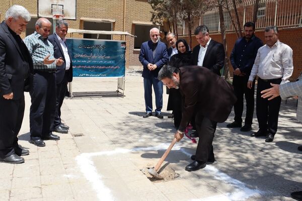 کلنگ زنی هنرستان شهید رضا صفار هرندی 