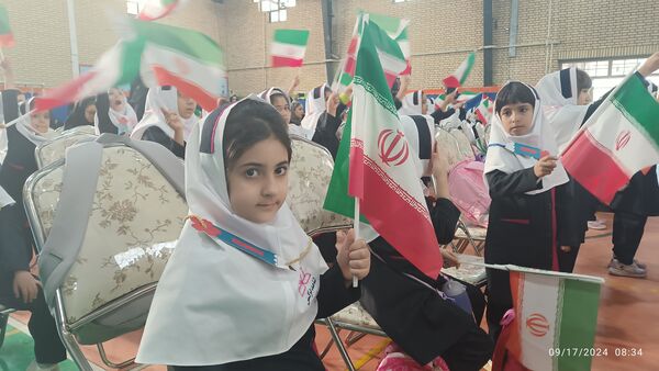 برگزاری مراسم جشن شکوفه‌ها در زنجان