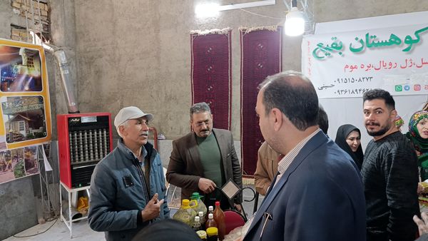 نمایشگاه دستاوردها و توانمندی بانوان روستایی در روستای بشرآباد
