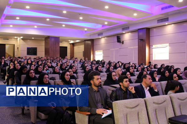  دومین نشست سالانه معلمان تربیت‌بدنی استان آذربایجان شرقی