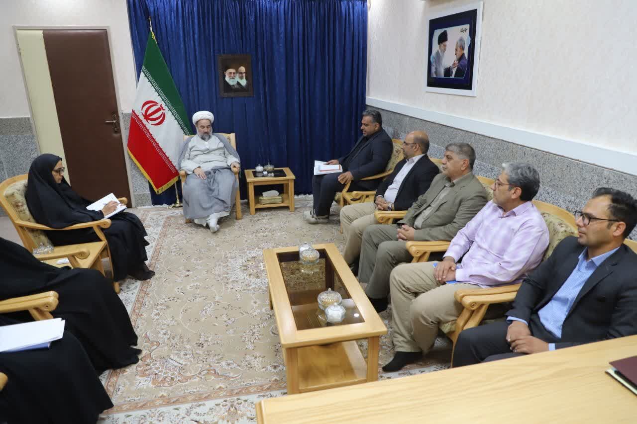 گسترش فعالیت‌های کانون پرورش فکری و تمرکز بر پرورش عقلانی کودکان و نوجوانان ضروری است