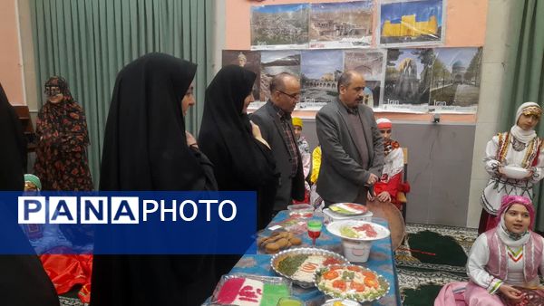 جشنواره قومی و محلی در دبستان آرمیتا مصلی نژاد ناحیه 7