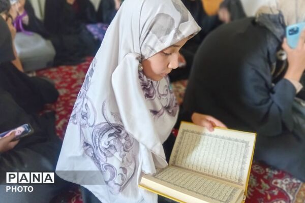 طلایه داران فردا، هویت بخشی، بصیرت افزایی و انسجام گروهی