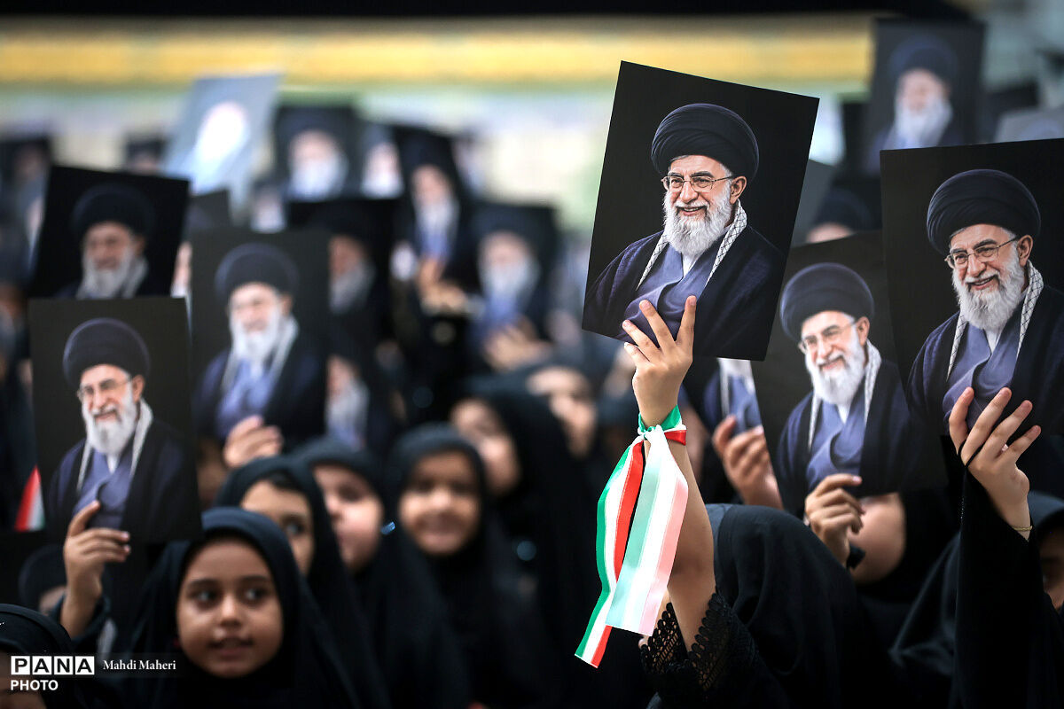 رهبر شهید، الگوی استقامت و حکمرانی مردمی بودند/ آقای شهید، ایران را به کشوری اثرگذار در معادلات جهانی تبدیل کردند