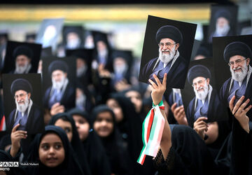 رهبر شهید، الگوی استقامت و حکمرانی مردمی بودند/ آقای شهید، ایران را به کشوری اثرگذار در معادلات جهانی تبدیل کردند
