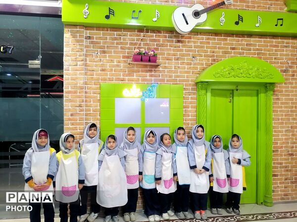 اردو تفریحی دانش آموزان مدرسه ناهید نخودی 