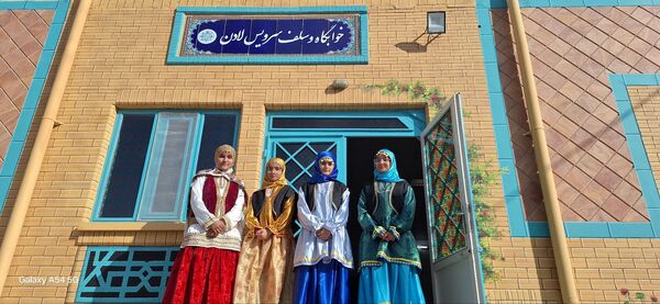افتتاحیه کافه کتاب و سالن مطالعه در دبیرستان وکیلی۹