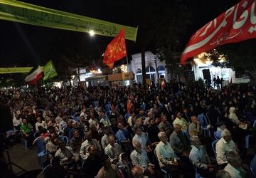 طنین جشن میلاد در صد و هشتاد و پنجمین شب از اجتماعات حسینیه امام خمینی