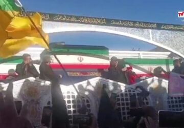 حضور پرشور فرهنگیان و دانش آموزان شهرستان زابل در تشییع رهبر شهید انقلاب در مشهد