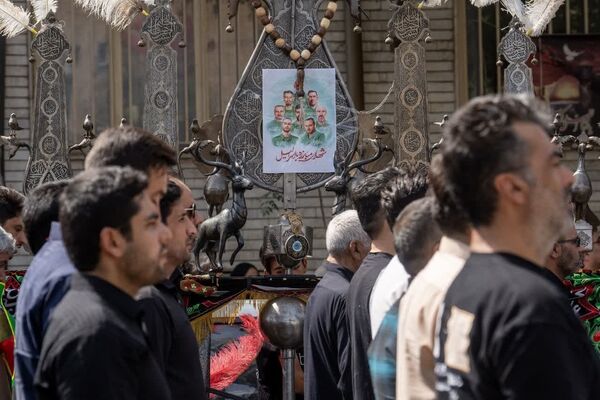 تشییع با شکوه شهدای مقاومت در دارالمؤمنین کاشان