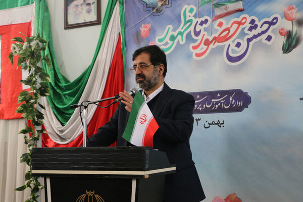 برپایی جشن «حضور تا ظهور» در دبیرستان شهیده حسنی سعدی قم