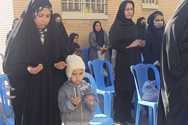 برپایی نمایشگاه "مادرم فاطمه" در دبیرستان مهر نیشابور