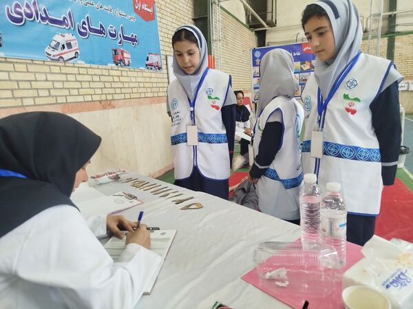 اولین جشنواره رقابت‌های علمی و مهارتی سفیران سلامت با شعار دانش آموز سالم، مدرسه ایمن