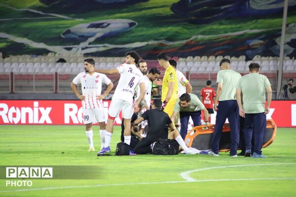 پیروزی یک بر صفر تراکتور در دیدار حساس مقابل پرسپولیس در تبریز