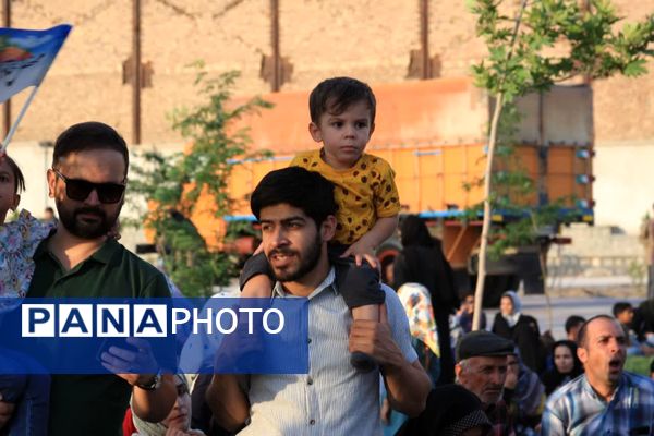 برنامه تلویزیونی محفل قرآنی خــادم الرضــا