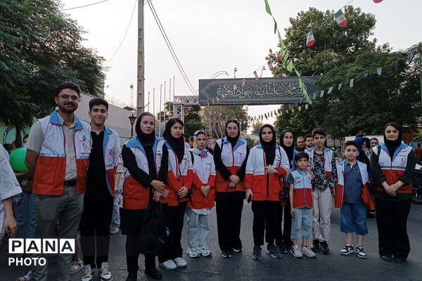 شور غدیر در ورامین خیابان‌های شهر میزبان جشن بزرگ مردمی