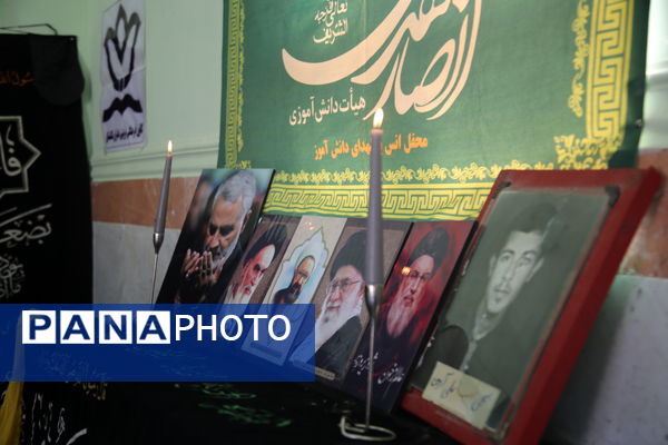 مراسم عزاداری ایام فاطمیه توسط دانش‌آموزان تنگستانی