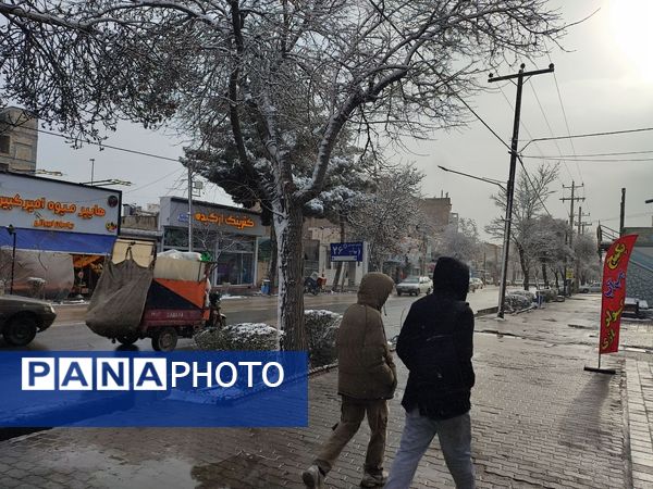 بارش دل‌انگیز برف‌ در اولین روزهای بهمن ماه