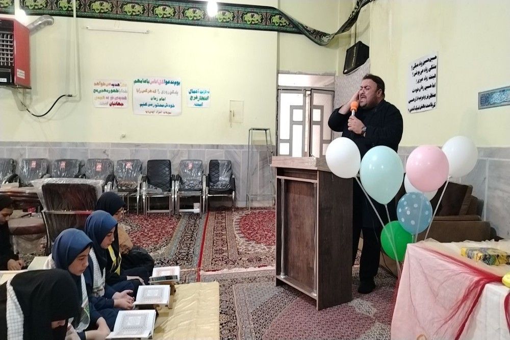 اجلاسیه نماز همراه با محفل انس با قرآن کریم در مسجد ابوالفضلی نیشابور 
