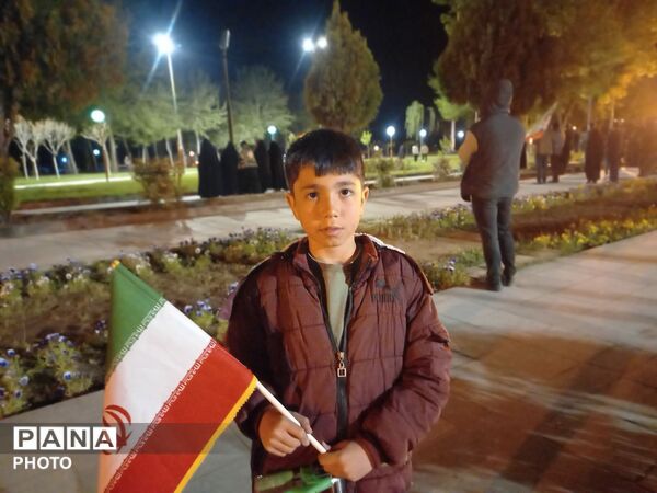 دهه نودی‌ها و هشتادی‌ها در تویسرکان به میدان آمدند