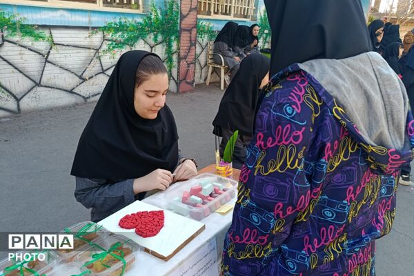 رنگِ خلاقیت در مدرسه رستمرودی پیچید