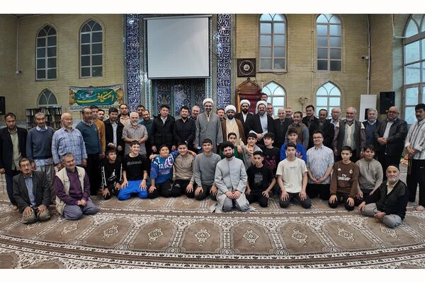 دیدار امام جمعه باقرشهر و کهریزک با معتکفین