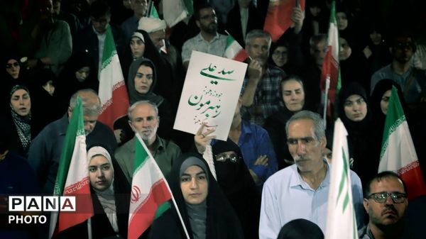 مردم، خیابان‌ها و قصه‌هایی که تمام نمی‌شوند