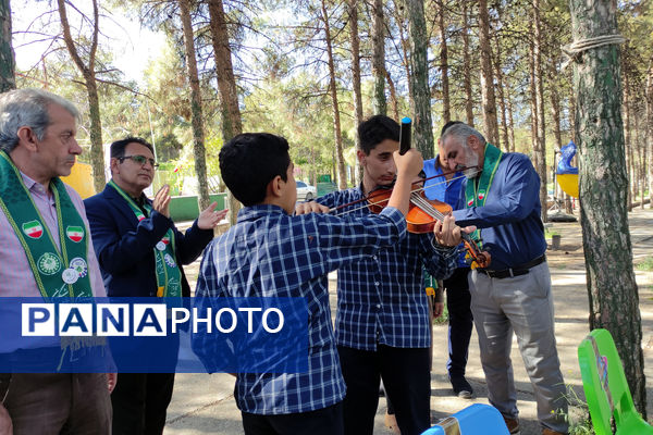 اردوی پسران پیشتاز متوسطه ناحیه 4 شیراز