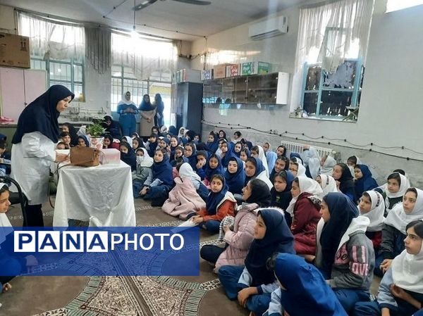 تجلیل از خانواده‌های پرستار مدرسه شهید خاقانی شیروان