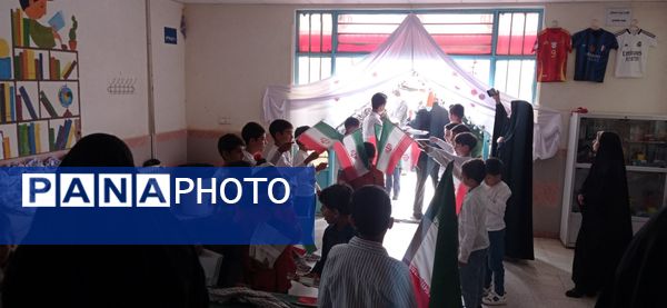 جشن شکوفه ها در مدرسه شهید محمدی شهر نسر