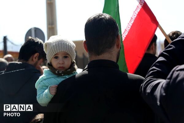 قیام مردم انقلابی شهر کهک قم به خونخواهی رهبر شهید 