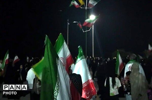 اجتماع پرشور بندرعباس با حضور پیکر شهید امیر ناصری دهبارزی و خادمان حرم رضوی