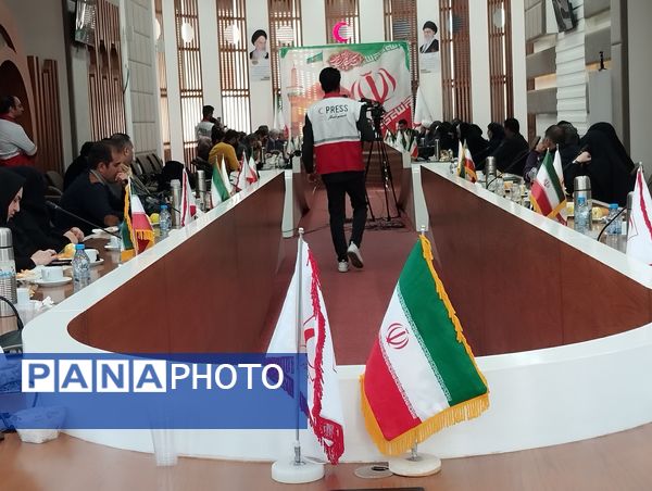 رویداد همدلی اصحاب کتاب و رسانه با جبهه مقاومت در مشهد